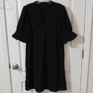 Short Sleeved Black Dress